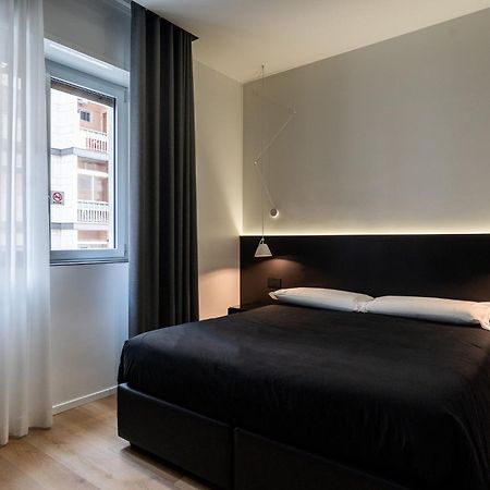 Contemporaneamente 147 - Modern & Comfort Rooms Барі Екстер'єр фото
