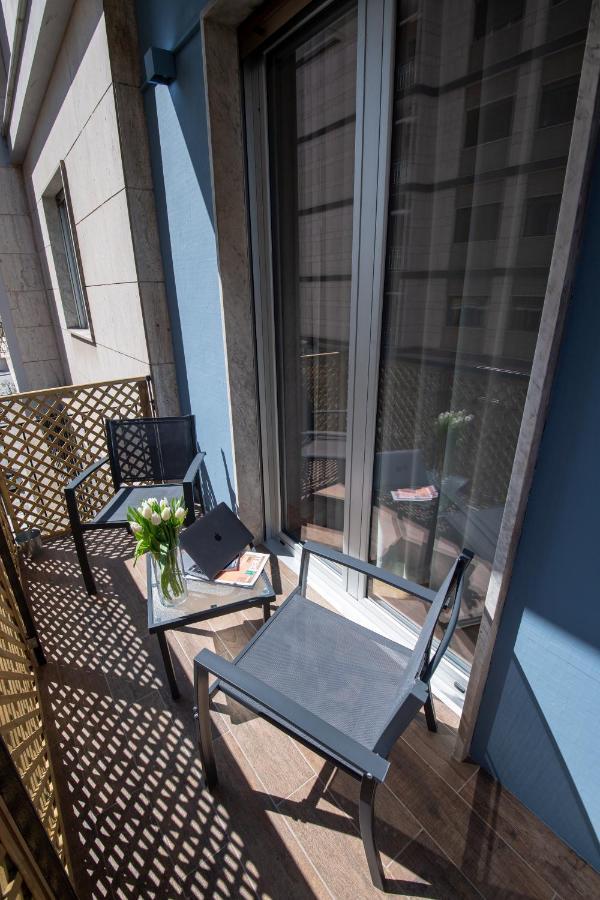 Contemporaneamente 147 - Modern & Comfort Rooms Барі Екстер'єр фото